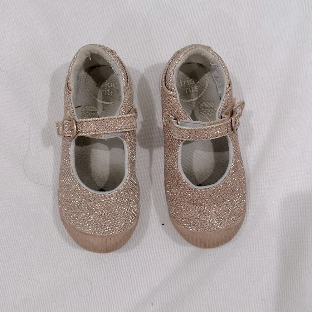 Stride rite Mary janes rose gold size 9M